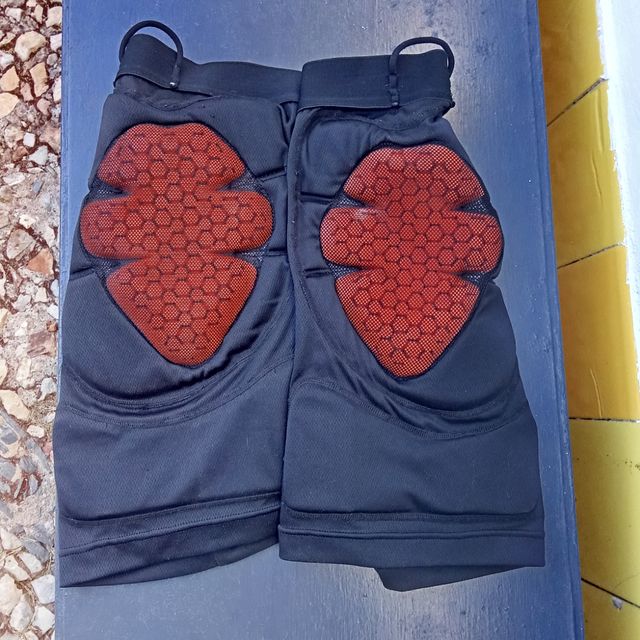 Pantalón protector snowboard acolchado