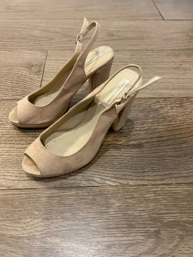 Zapatos de tacón Sfera Beige T-38