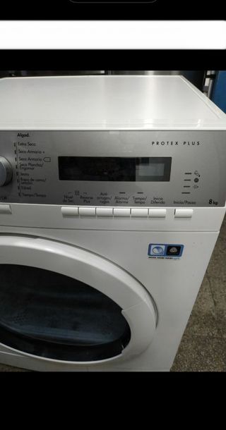 Secadora AEG Condensación BOMBA CALOR 8 KG 