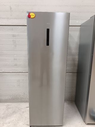 FRIGORÍFICO SOLO FRIO AEG 1,85m A+++