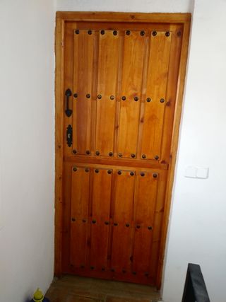 Se ofrecen servicios de Carpintería profesional