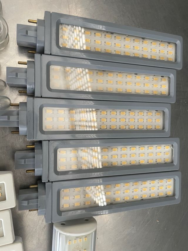 Bombillas LED G24 4 pines 3€ unidad!