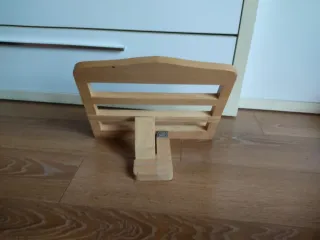Atril de mesa de madera