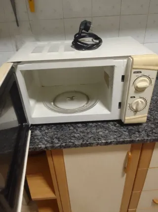 Microondas Schneider Beige