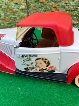Ford V8 “Pepsi-Cola” (Edición Especial) – 1.18