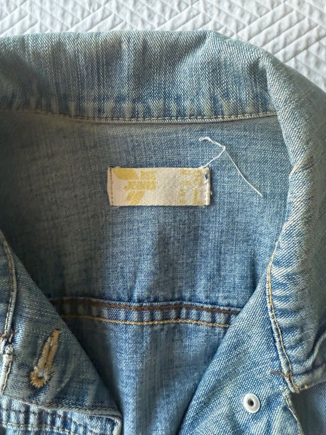 Cazadora tejana vaquera