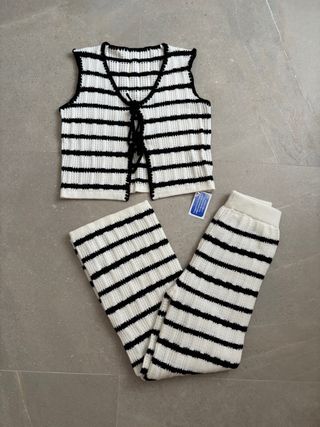 Conjunto de punto rayas blanco y negro