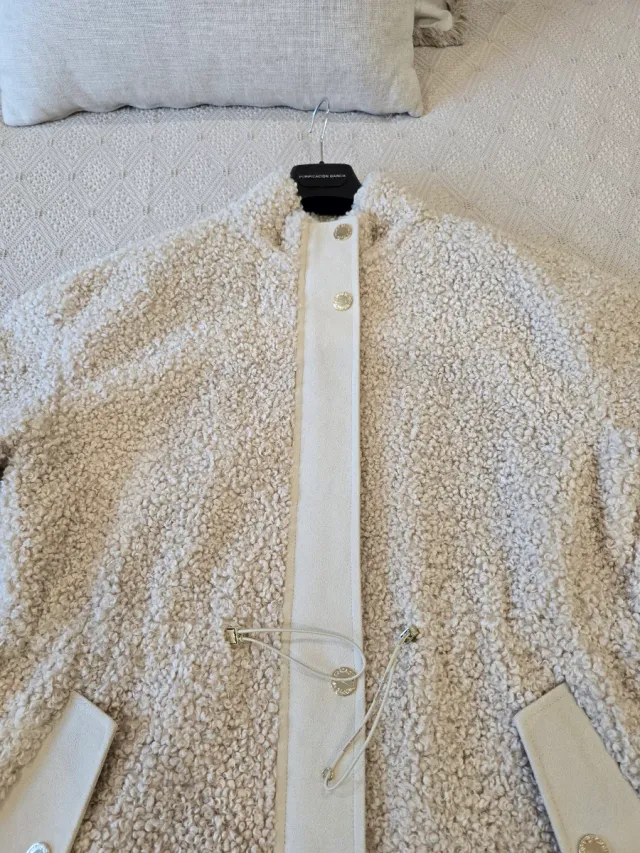 Abrigo Purificación García T.40 Oversize Nuevo