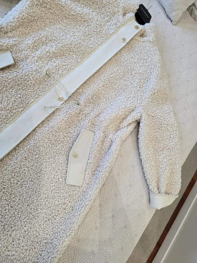 Abrigo Purificación García T.40 Oversize Nuevo