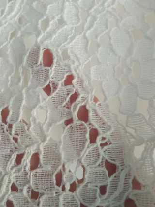 Vestido blanco La Redoute encaje peplum