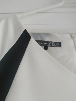 Vestido blanco y negro