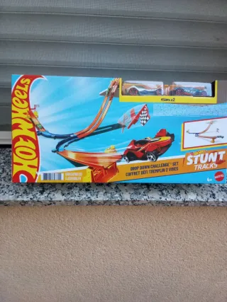 Hot Wheels Stunt Tracks Set
