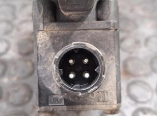 Valvula suspension renault 21083660 magnum 108786