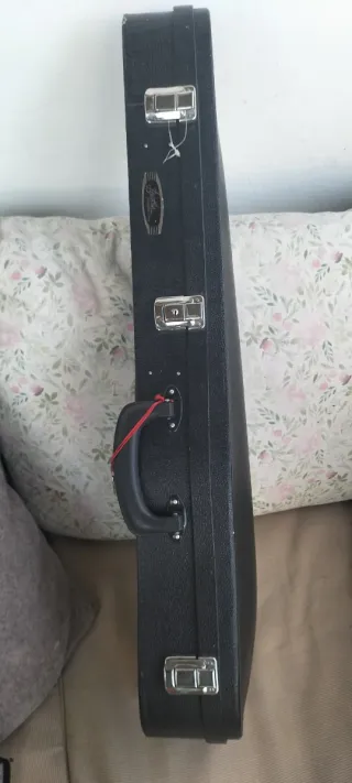 Funda rígida violín Bestler