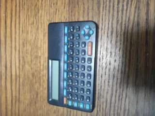 Calculadora electrónica multilingüe