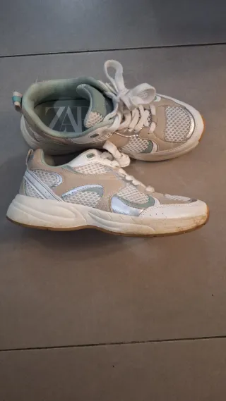 Zapatillas Zara Beige y Turquesa