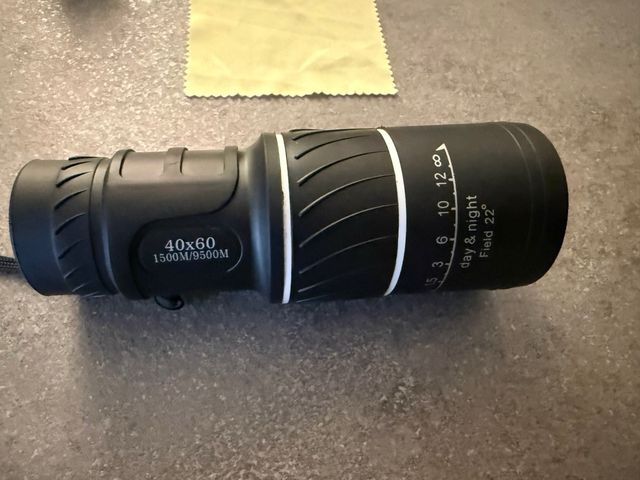 Cannocchiale Portatile 40x60 con Treppiede