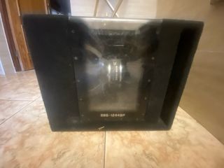 Subwoofer alpine y Etapa de Potencia clarion