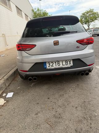 Línea de escape y Downpipe Seat Leon 1.5 TSI 