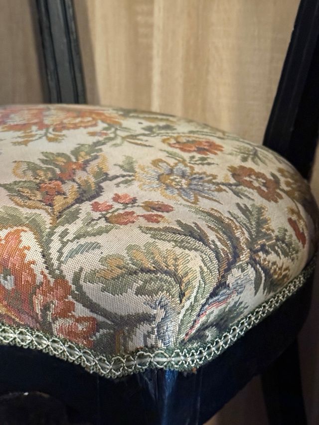 Sofá vintage floral tela + 2 sillas