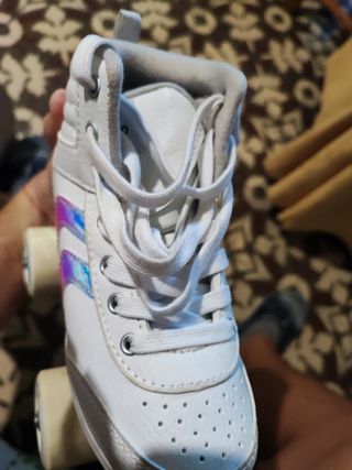 Patines de 4 ruedas blancos