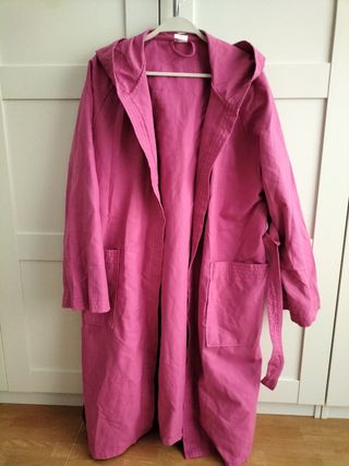 Albornoz ligero con capucha talla única