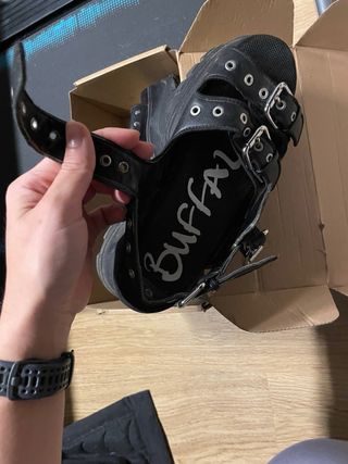 Sandalias Buffalo Negras Veganas