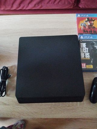 PS4 (PlayStation 4) Negra + 8 Juegos