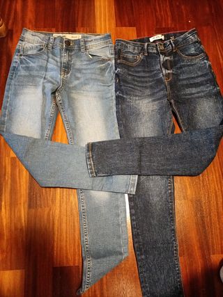 Lote 4 pantalones vaqueros T.8/9
Skinny