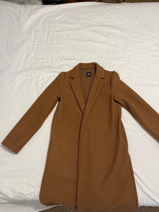 Abrigo Zara Marrón