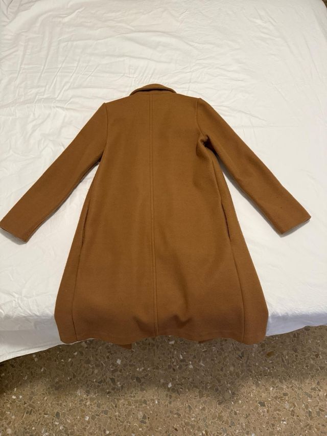 Abrigo Zara Marrón