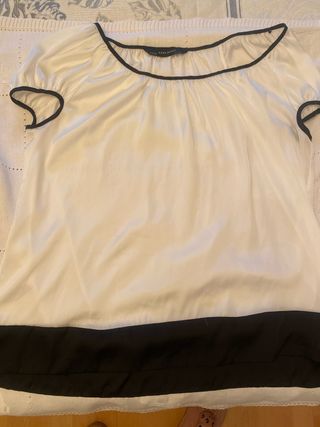 Blusa raso blanca y negra Talla L