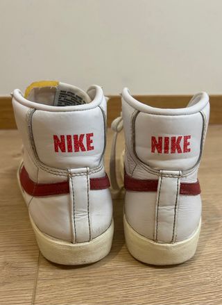Nike Blazer Mujer Talla 38.5 Roja y Blanca