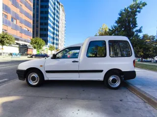 SEAT inca 2000
