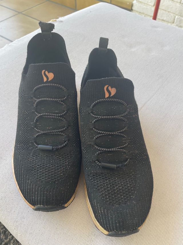 Zapatillas Skechers Niña Talla 37 Negro/Dorado