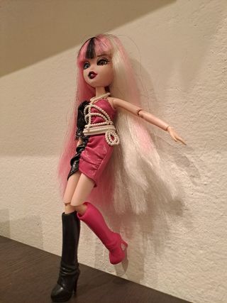 Bambola Bratz Bratzillaz Cloetta Spelletta