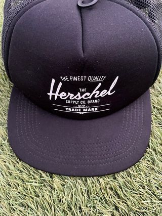 Gorra Herschel Negra Trucker Mesh