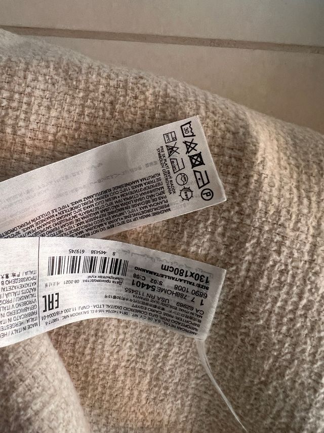 Manta de algodón beige con flecos de Mango