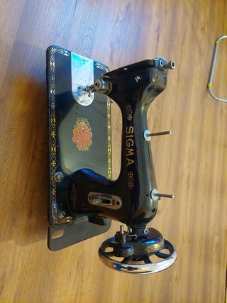 Máquina de coser Sigma antigua