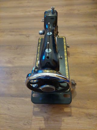 Máquina de coser Sigma antigua
