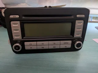 Radio Volkswagen Golf V