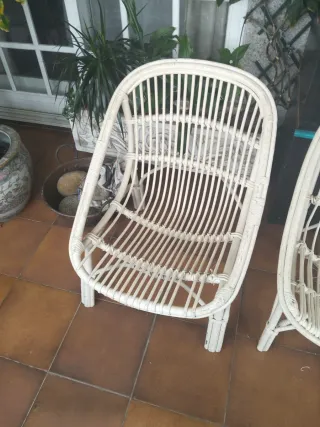 3 sillas de mimbre