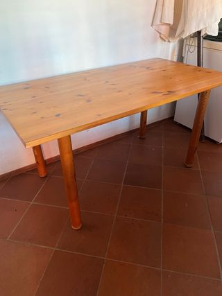 Mesa de estudio de madera IKEA