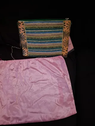 Bolso Lola Casademunt verde abalorios