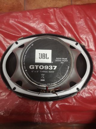 Altavoces JBL GTO937 6x9 300W