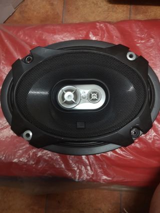 Altavoces JBL GTO937 6x9 300W