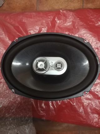 Altavoces JBL GTO937 6x9 300W
