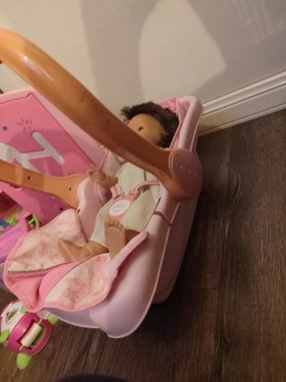 Nenuco Armario y Cuna de Viaje