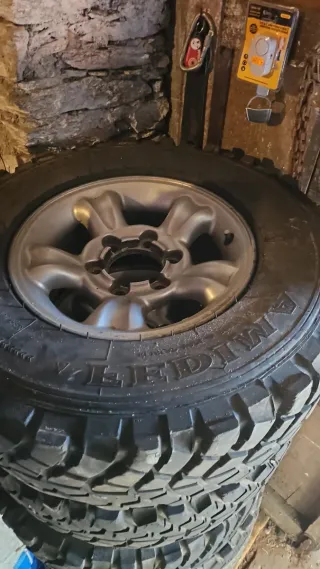 Llantas en 15 con neumatico fedima extreme  