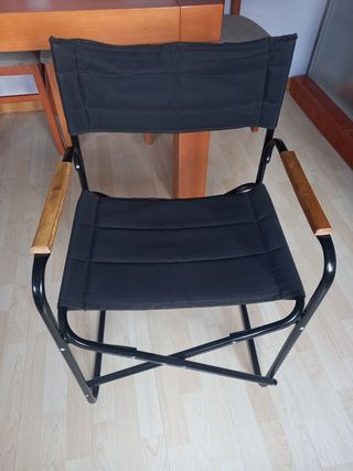 Silla Plegable Negra con Madera
